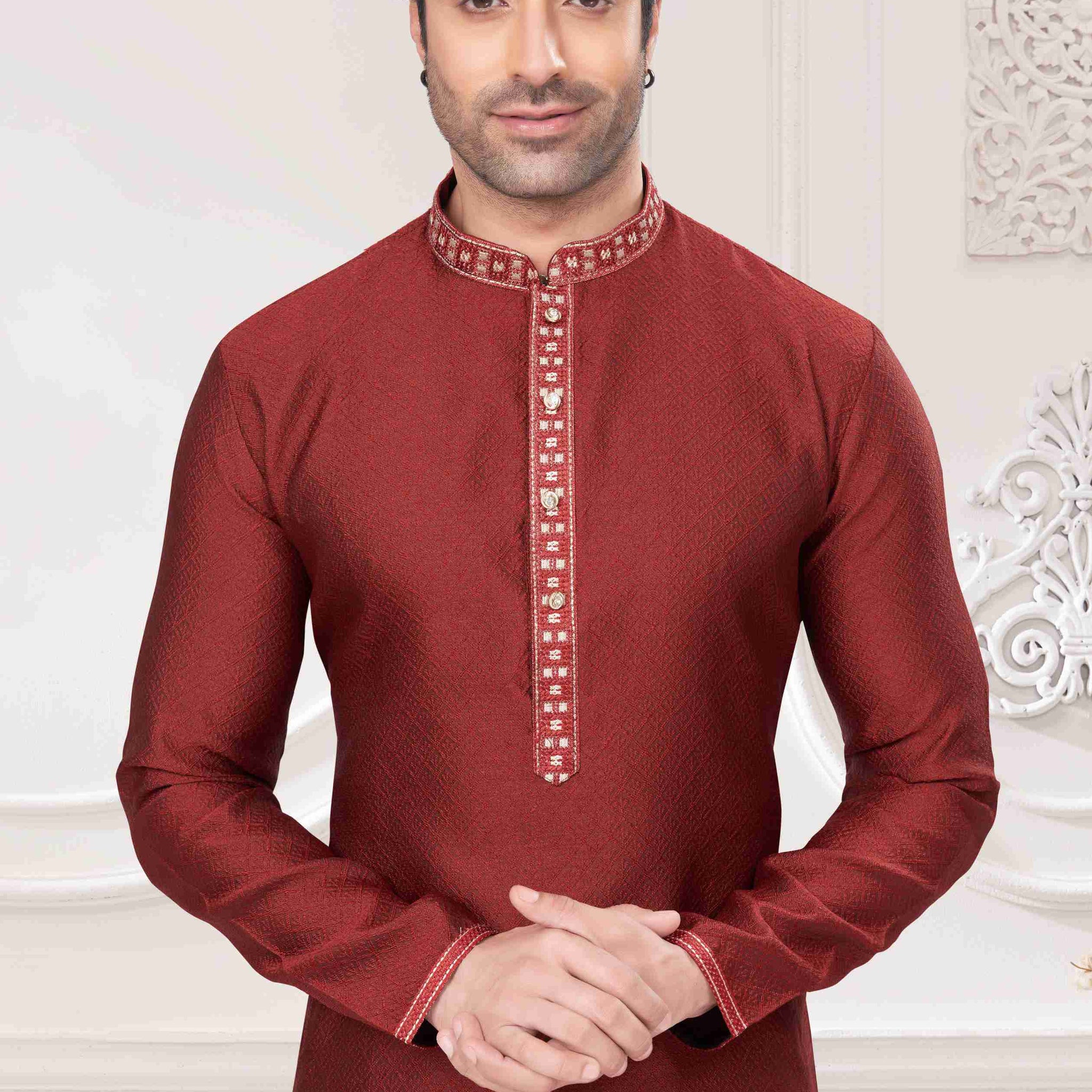 Ruh-e-Rang – Jacquard Kurta in Maroon