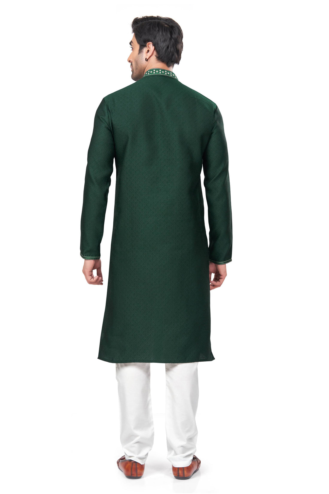 Ruh-e-Rang – Handcrafted Detailing Jacquard on Rich Green kurta