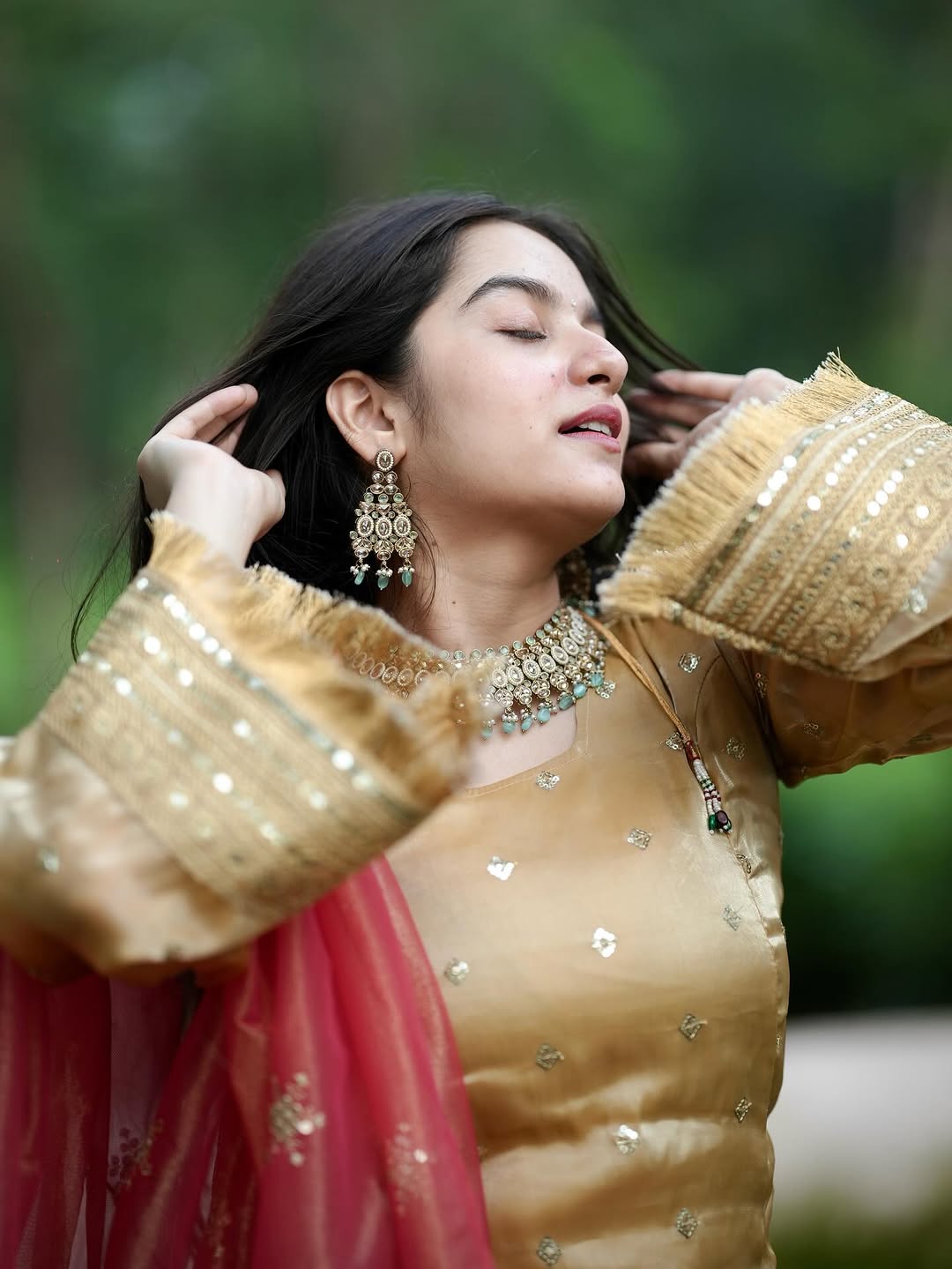 Zimmy Choo Chiku Colours Salwar Suit Set with Double Dupatta – Red & Green