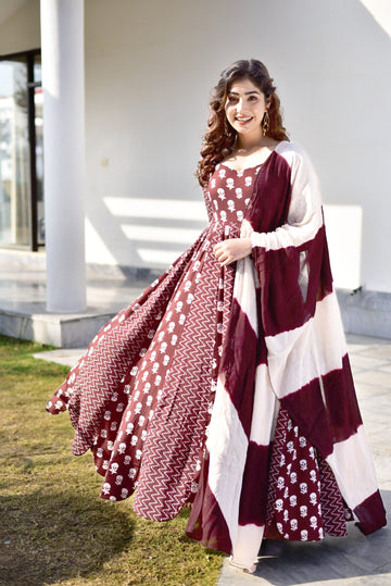 Gajgamini Brown Maxi Set