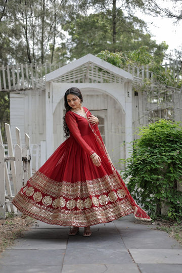 Sandhiya Red Premium Quality Anarkali Suit Set
